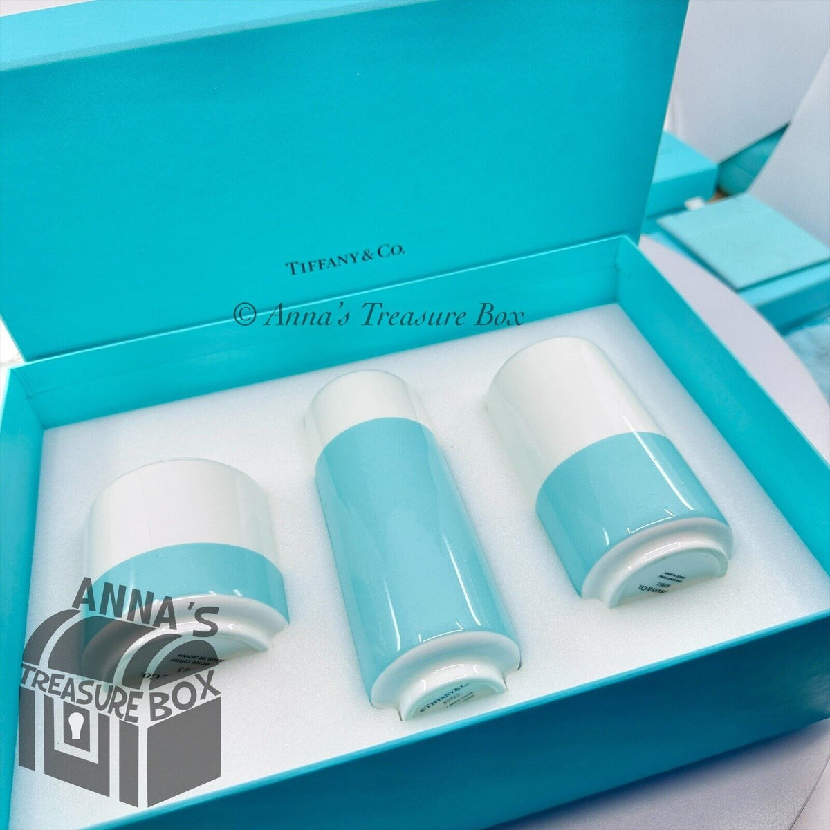 Tiffany & Co. Bone China Porcelain Color Block Mini Vases (boxset Tiffany & Co. Bone China Porcelain Color Block Mini Vases (boxset