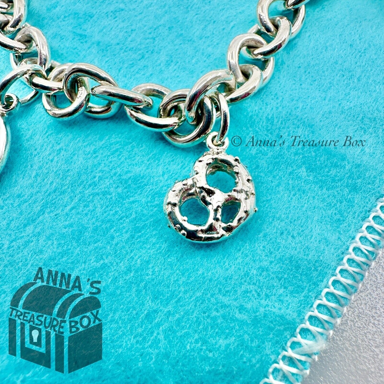 Tiffany & Co. 925 Silver NYC Apple Taxi Pretzel 5th Ave Charm 7.25