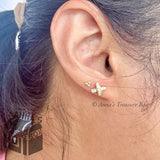 Tiffany  & Co. 18K Yellow Gold Diamond X Cross Stitch Kiss Stud Earring (pouch)