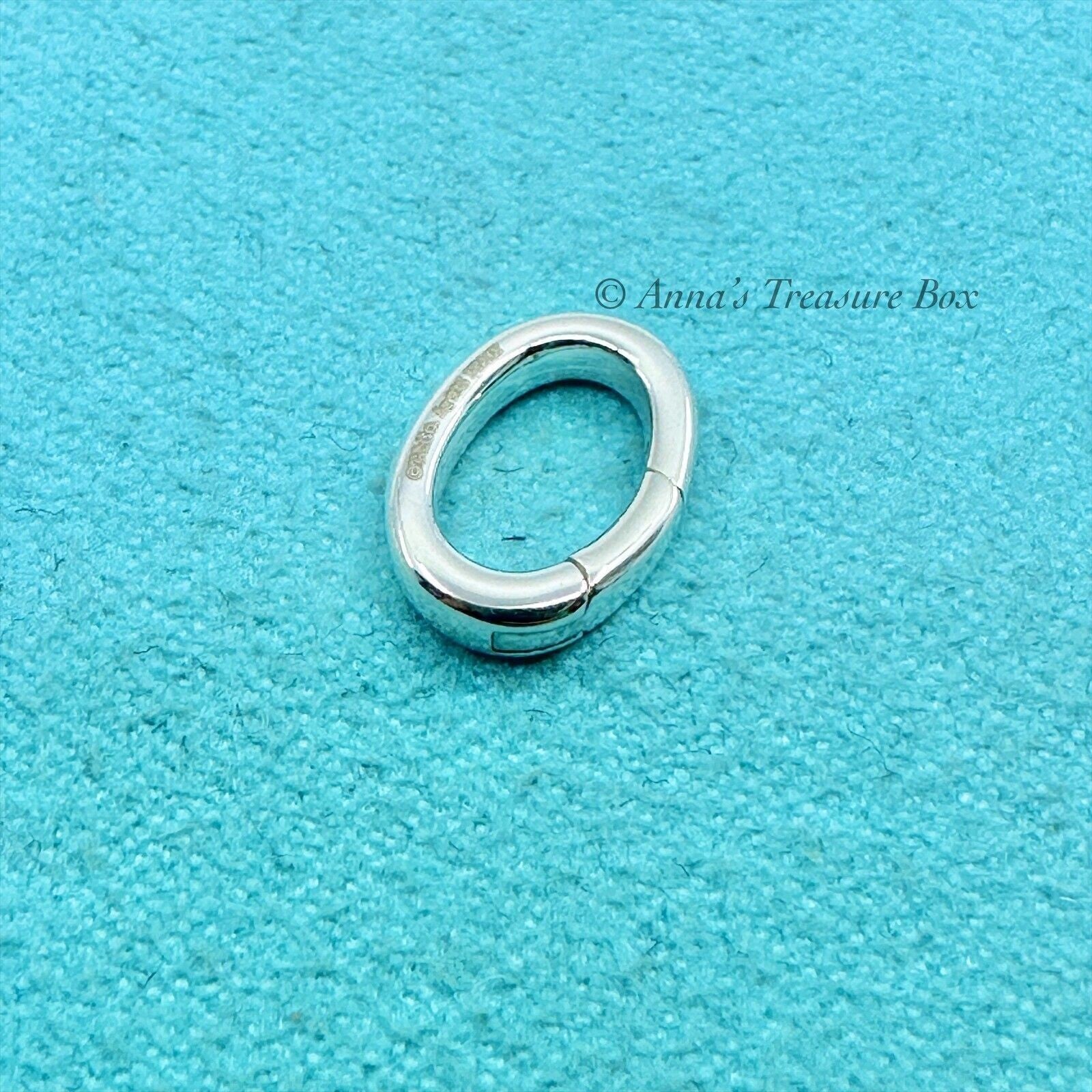 Tiffany & Co. 925 Silver Italy Oval Clasp Clasping Link Jump Ring