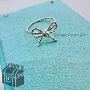 Tiffany & Co. 925 Silver Ribbon Twist Rope Bow Ring Size 8 (pouch)